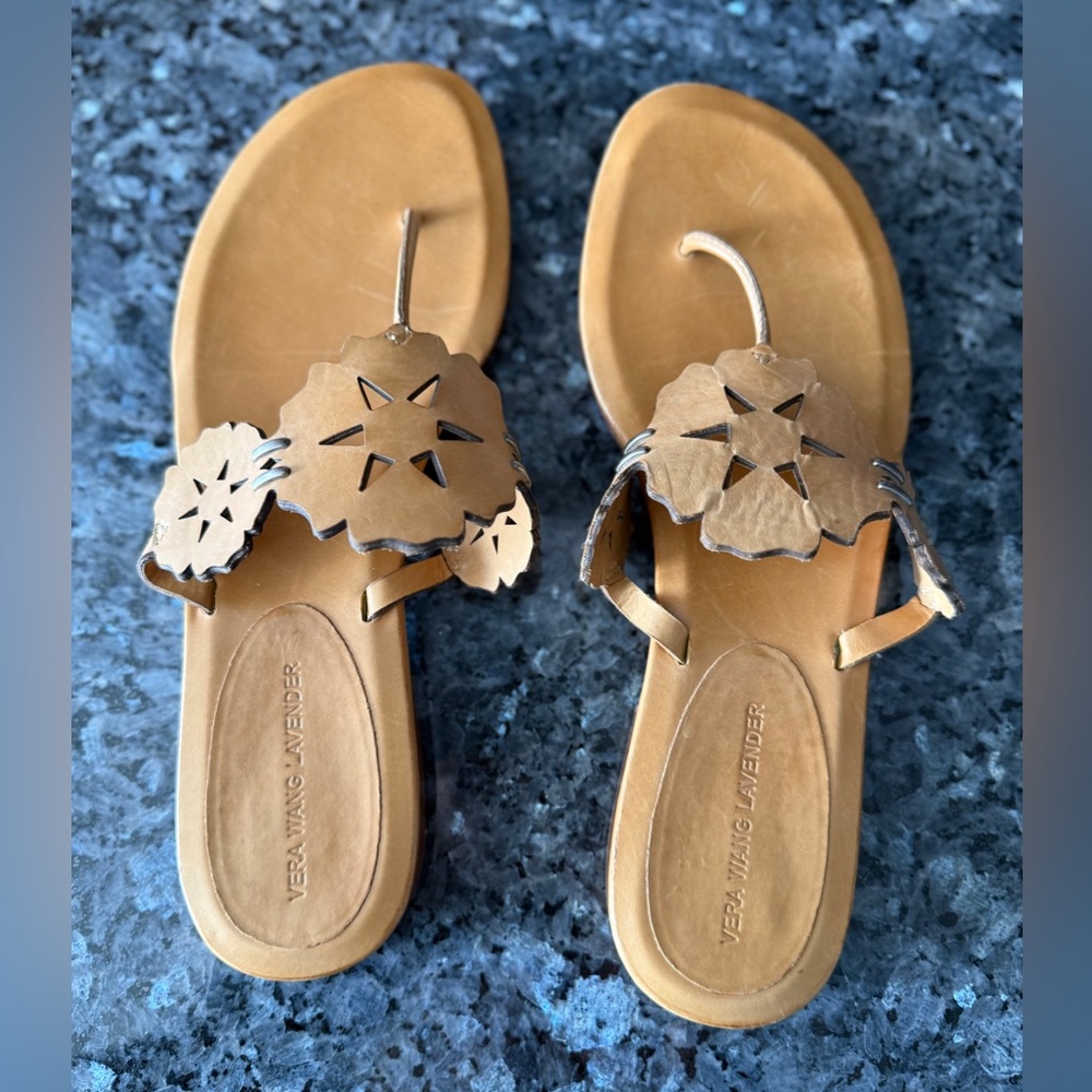 Vera Wang Lavender Label Tan Floral Sandals, Sz.9